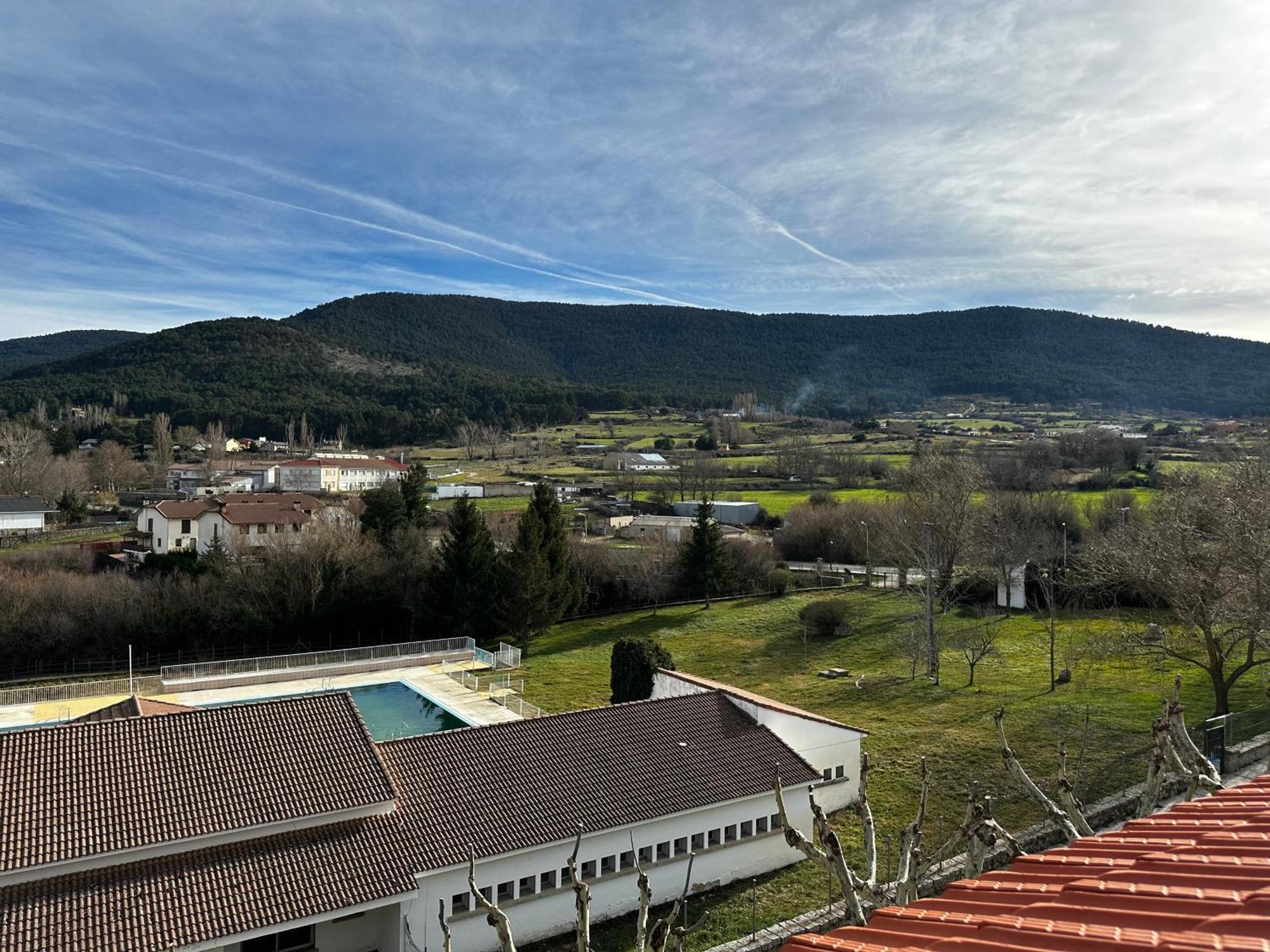 Piso Centrico En El Espinar Daire Dış mekan fotoğraf
